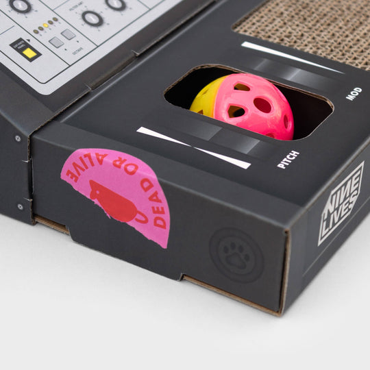 SUCK UK Ltd - USA - Cat Scratch Synthesizer