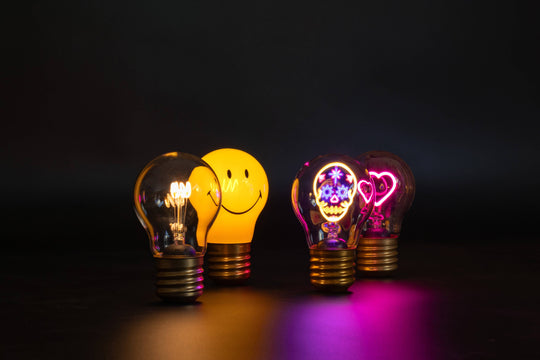 SUCK UK Ltd - USA - Cordless Calavera Lightbulb