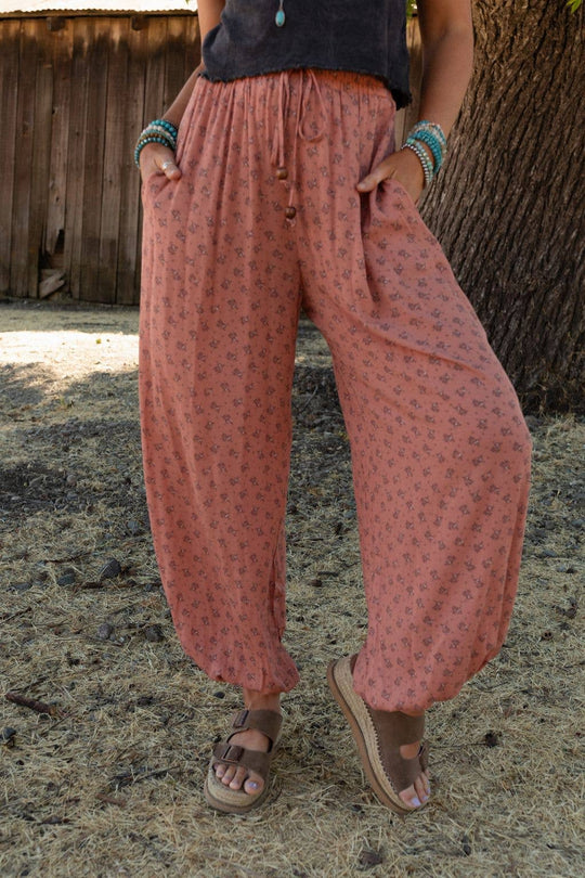 Emberlyn Wide Leg Cinched Pants