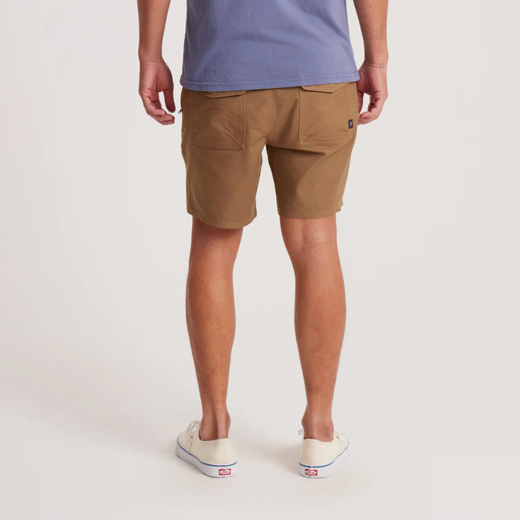 Layover Traveler Short 18"