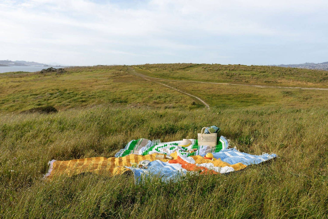 Luna Paseo Blanket Roll