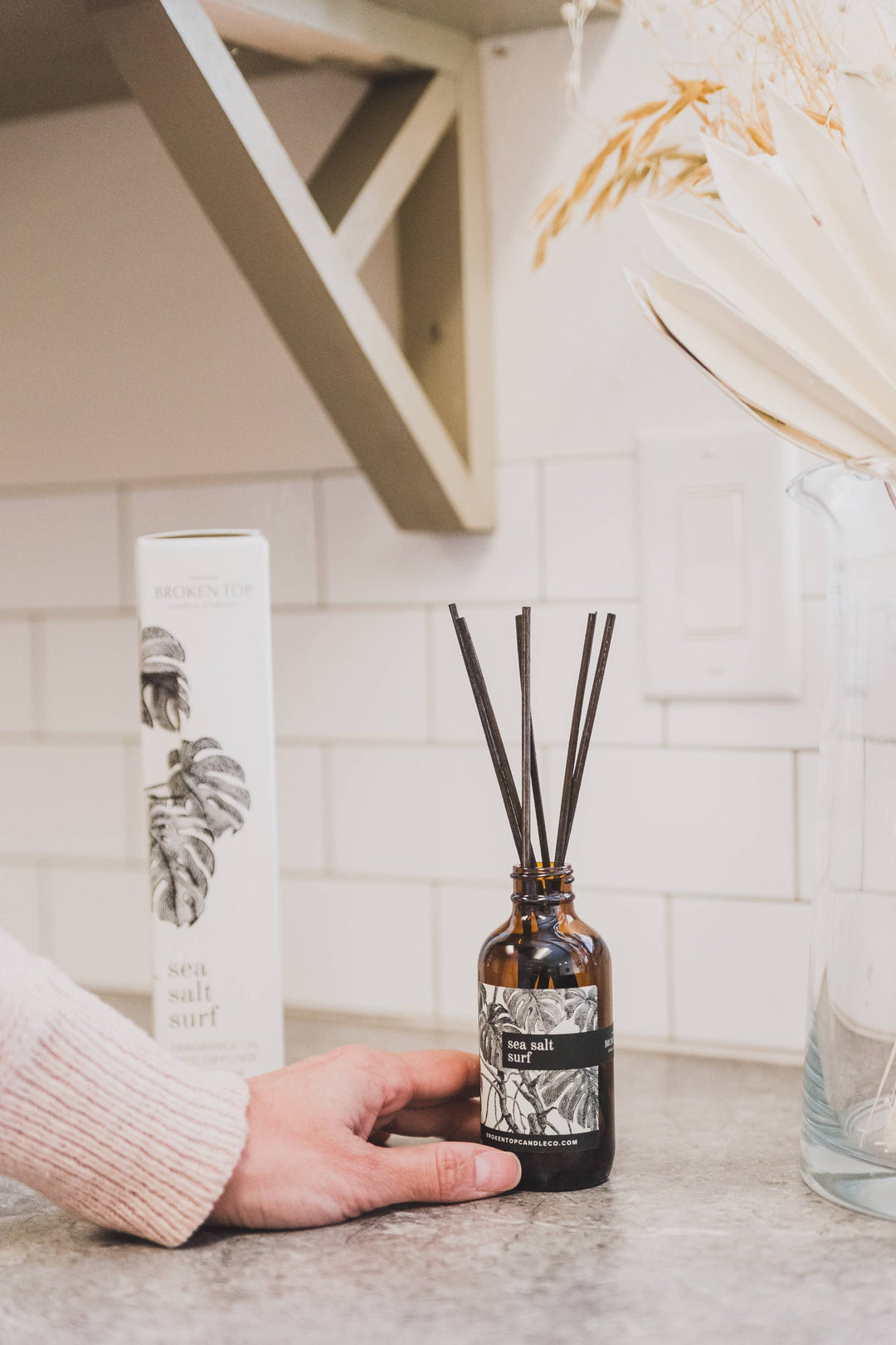 Broken Top Brands - Sea Salt Surf - Reed Diffuser