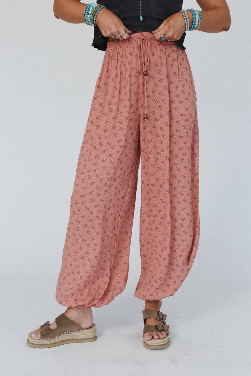 Emberlyn Wide Leg Cinched Pants