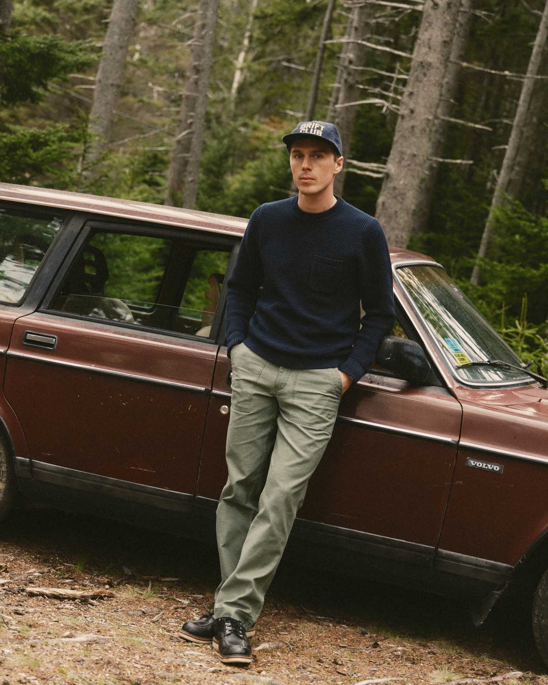 Taylor Stitch The Surplus Pant in Field Olive Reverse Sateen, detail