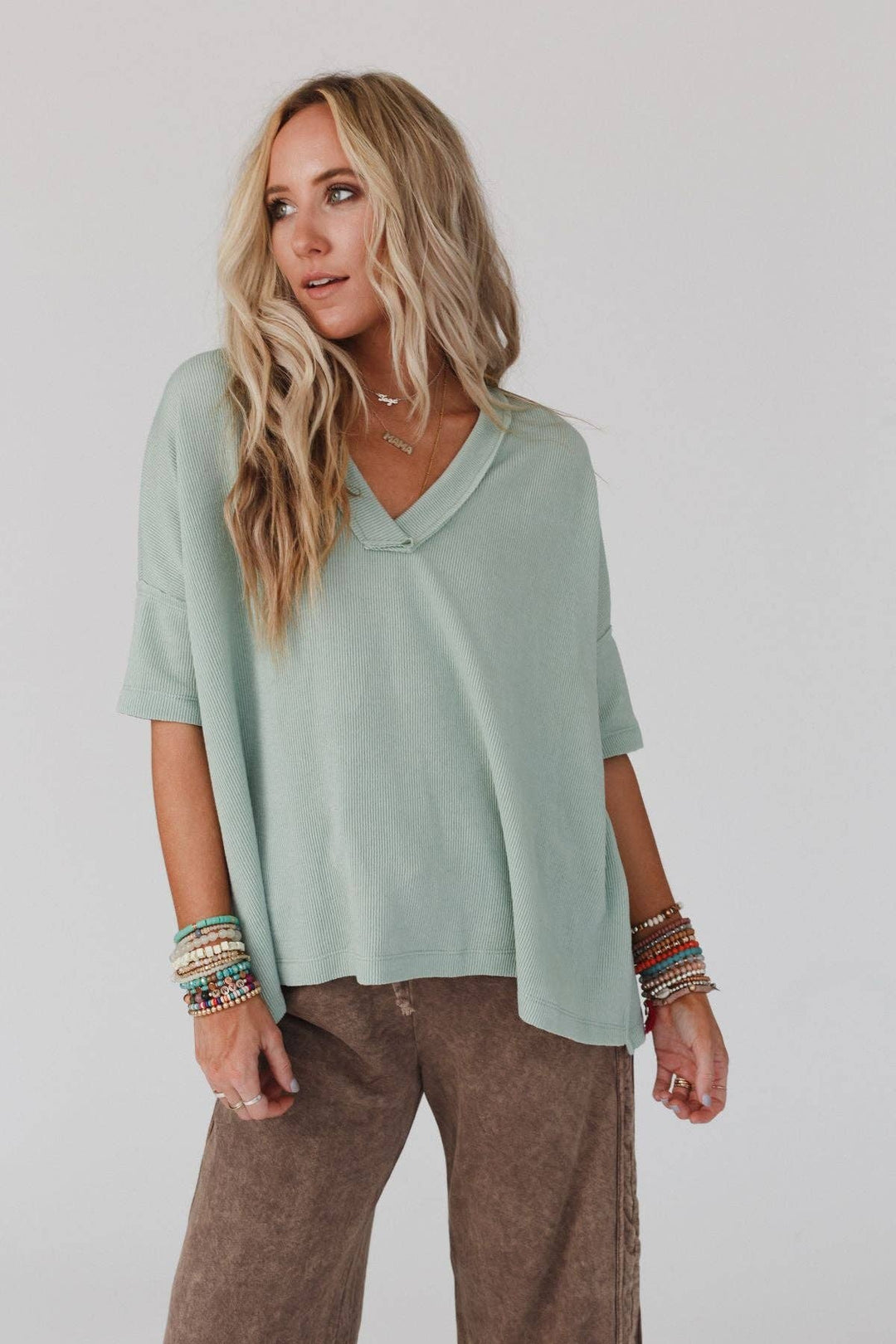 On The Go V Neck Ribbed Essential Tee - Davidson Provision Co.