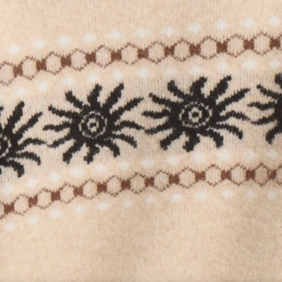 Kos Sweater