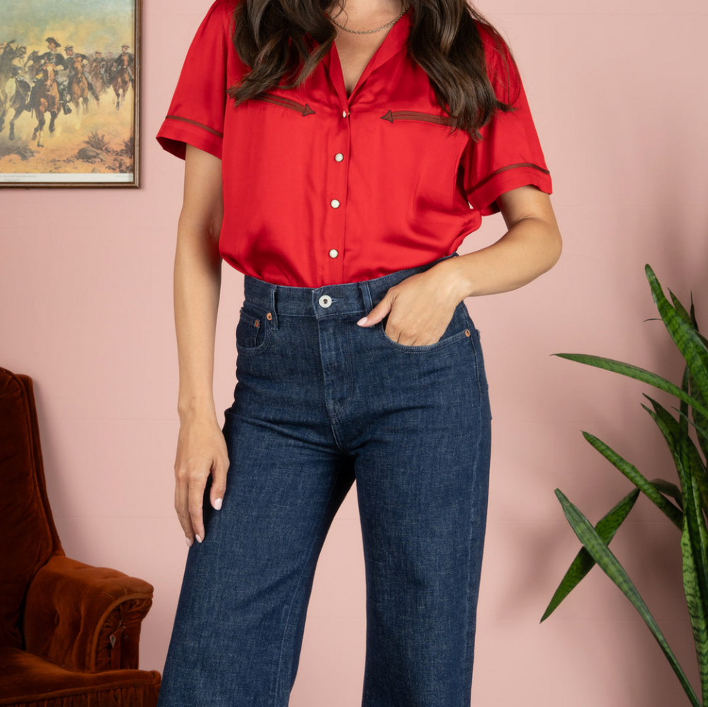 Daniela Jean in Raw Wash – front-close