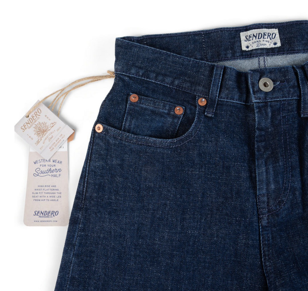 Daniela Jean in Raw Wash – front-pocket