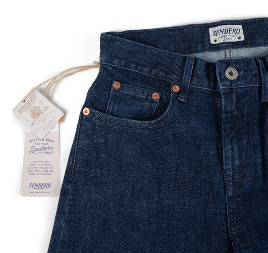 Daniela Jean in Raw Wash – front-pocket