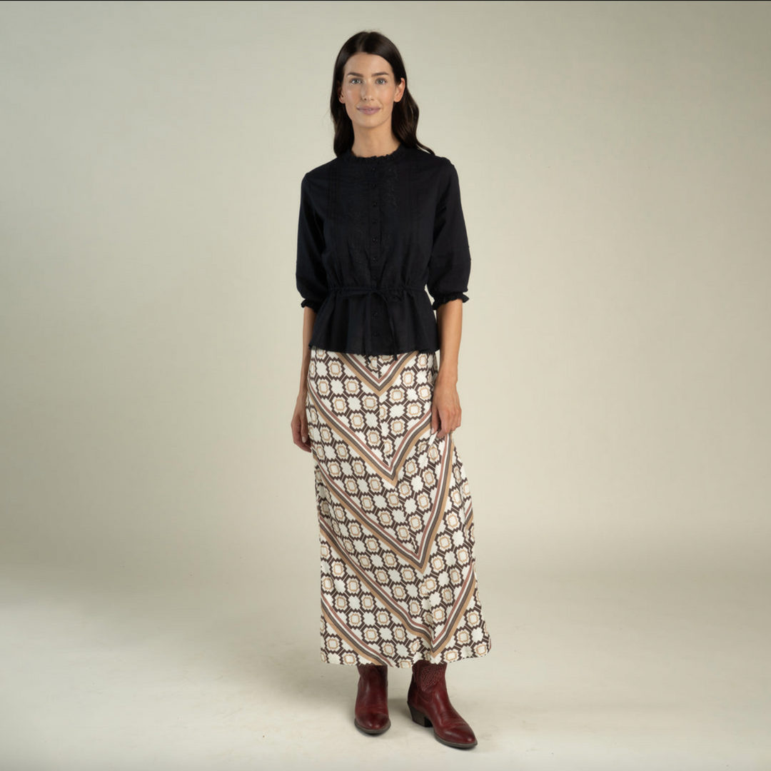 Pearla Slip Skirt in Chinati Chevron- Flax – front