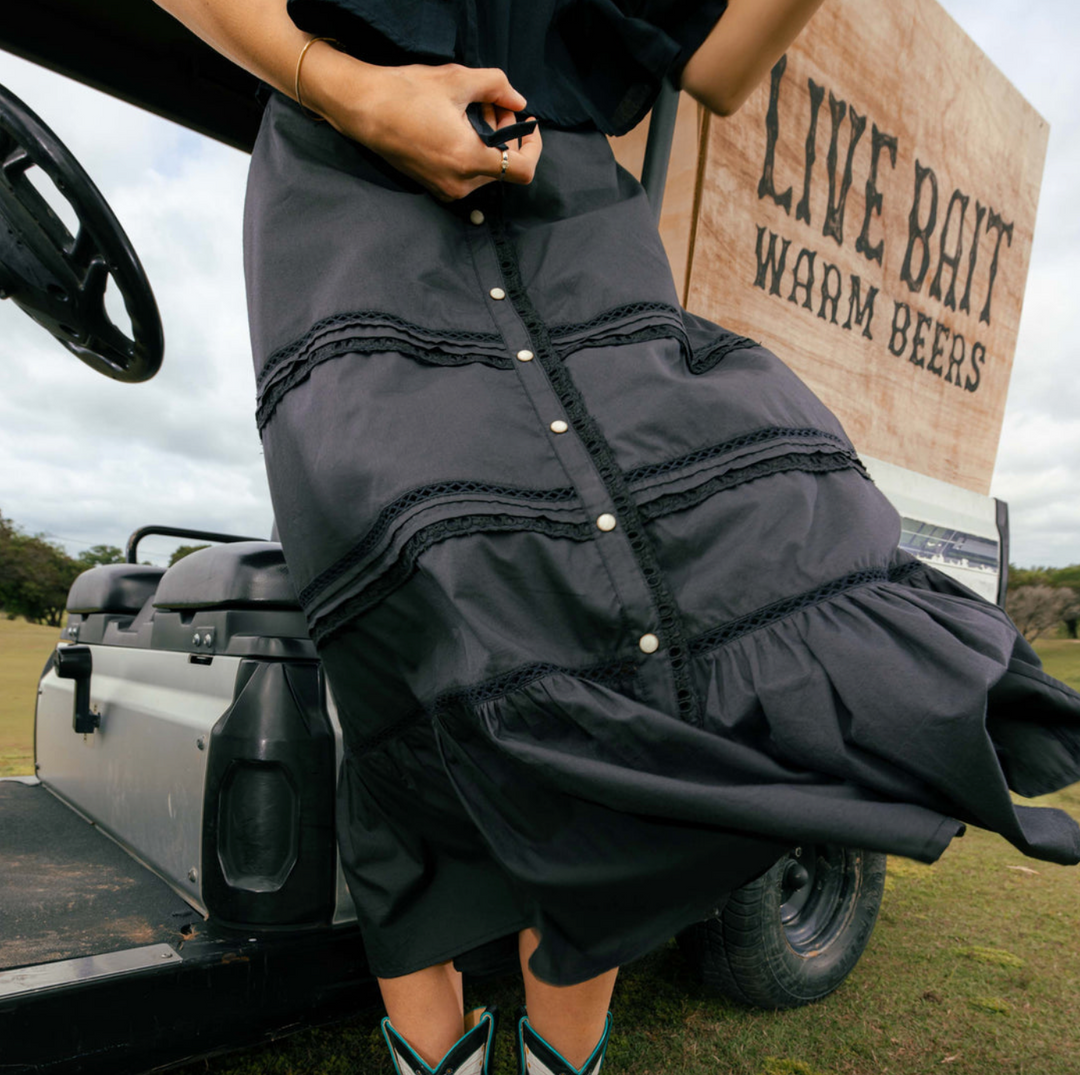 Prairie Skirt in Black – close-details